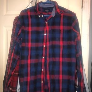 American eagle button down shirt size medium